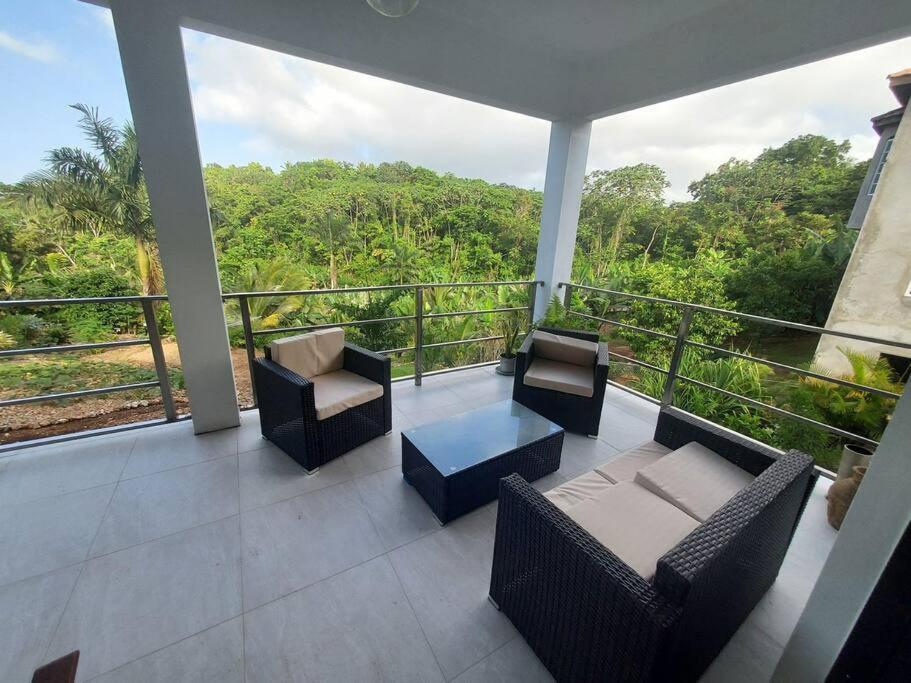 The Willow Apartment Ocho Rios Buitenkant foto