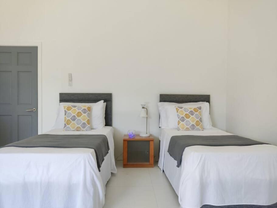 The Willow Apartment Ocho Rios Buitenkant foto