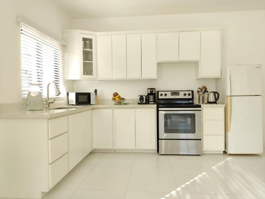 The Willow Apartment Ocho Rios Buitenkant foto